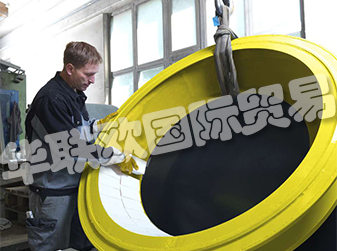 KALENBORN,工業(yè)磨損保護(hù)專家。  　　1921年：公司成立  　　第一本手冊Schmelzbasalt9月7日，Schmelzbasalt AG在Linz am Rhein成立，這是由CompagnieGénéraleduBasalte和Basalt AG組建的合資企業(yè)。