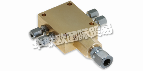 REBS Zentralschmiertechnik GmbH成立于1948年，現(xiàn)已發(fā)展成為一家現(xiàn)代化的國(guó)際公司。這家家族企業(yè)現(xiàn)已進(jìn)入第三代管理層，在全球擁有150多名員工，是中央潤(rùn)滑技術(shù)眾多領(lǐng)域的領(lǐng)先供應(yīng)商。