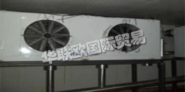 印度PHOENIX主要產(chǎn)品：PHOENIX冷水機、換熱器等。PHOENIX涉及冷藏設(shè)施的設(shè)計，工程和建設(shè)，主要針對食品加工/服務(wù)，水果和蔬菜，酒店，制藥，園藝/花卉，乳制品和冰淇淋行業(yè)，肉類和魚類等。
