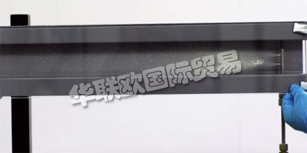 德國PFINDER主要產(chǎn)品：PFINDER防護蠟、清洗劑等。PFINDER是一家成功且獨立的公司，已有100多年的歷史。 Pfinder公司成立于1884年，從其作為頂級制造商和“符騰堡皇家法院供應(yīng)商”的角色發(fā)展成為汽車行業(yè)，供應(yīng)商和其他行業(yè)領(lǐng)域的靈活，稱職和創(chuàng)新的合作伙伴。 40多年蠟保護經(jīng)驗的結(jié)果是獲得汽車行業(yè)OEM認證的產(chǎn)品，在空腔保護方面的市場領(lǐng)導(dǎo)地位以及他們在全球70多家汽車工廠中永久使用他們的產(chǎn)品。 Pfinder產(chǎn)品每年用于超過9,000,000個體內(nèi)。