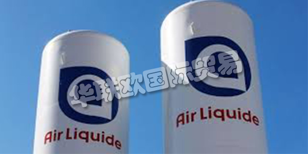 法國AIR LIQUIDE主要產(chǎn)品：AIR LIQUIDE泵、廢液泵等。AIR LIQUIDE集團(tuán)誕生于巴黎EcoleSupérieuredePhysique et Chimie Industrielle的兩名年輕畢業(yè)生。作為一名受到啟發(fā)且有時(shí)甚至是古怪的研究人員，Georges Claude在巴黎公交車庫進(jìn)行了兩年不懈的實(shí)驗(yàn)后，成功地完善了液化空氣的過程。他的合伙人保羅·德洛姆(Paul Delorme)是一位審慎的遠(yuǎn)見卓識者，盡管有財(cái)務(wù)方面的考慮，但他毫不猶豫地支持這個(gè)工業(yè)項(xiàng)目，并提供了至關(guān)重要的初期投資。這家年輕的公司迅速吸引了24位股東的投資，而液化空氣公司的偉大冒險(xiǎn)開始了。